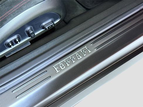 Used 2011 Ferrari 599 GTB Fiorano image 38