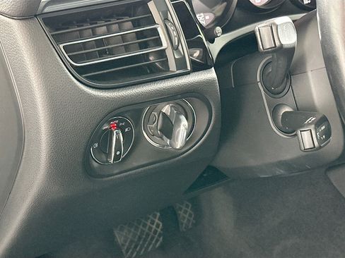 Used 2020 Porsche Macan S image 10