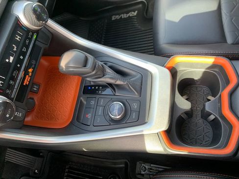 Used 2019 Toyota RAV4 Adventure image 25