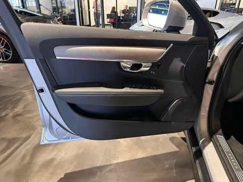 Used 2025 Volvo V90 B6 Cross Country Plus w/ Protection Package Premier AWD/4WD image 14