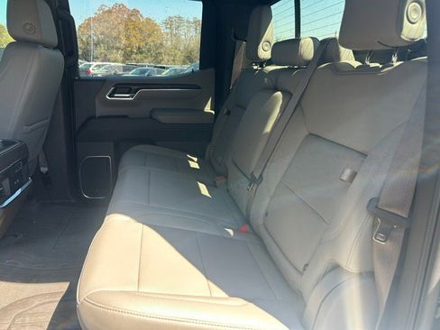 Used 2022 GMC Sierra 1500 SLT w/ SLT Premium Plus Package image 14