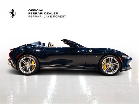 Certified 2024 Ferrari Roma Spider image 9