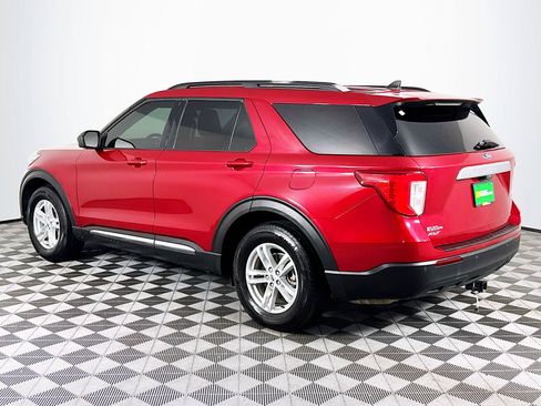 Used 2021 Ford Explorer XLT RWD image 6