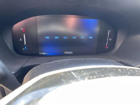 Used 2024 Ford Escape Active w/ Tech Pack #1 AWD/4WD image 2