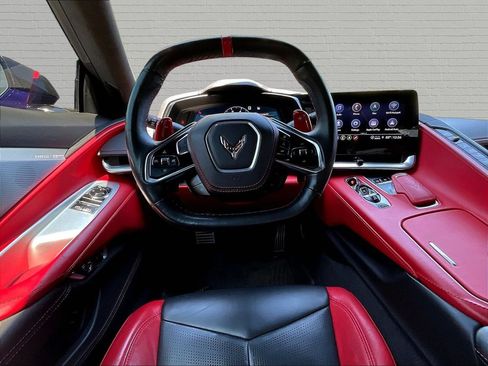 Used 2022 Chevrolet Corvette Stingray Premium Cpe w/ Z51 Performance Package RWD image 7