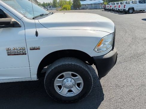 Used 2017 RAM 2500 Tradesman w/ Protection Group AWD/4WD image 9