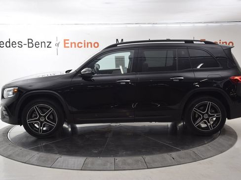 Used 2023 Mercedes-Benz GLB 250 image 3