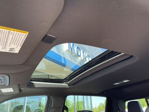 Used 2024 Chevrolet Silverado 3500 High Country w/ High Country Premium Package AWD/4WD image 28