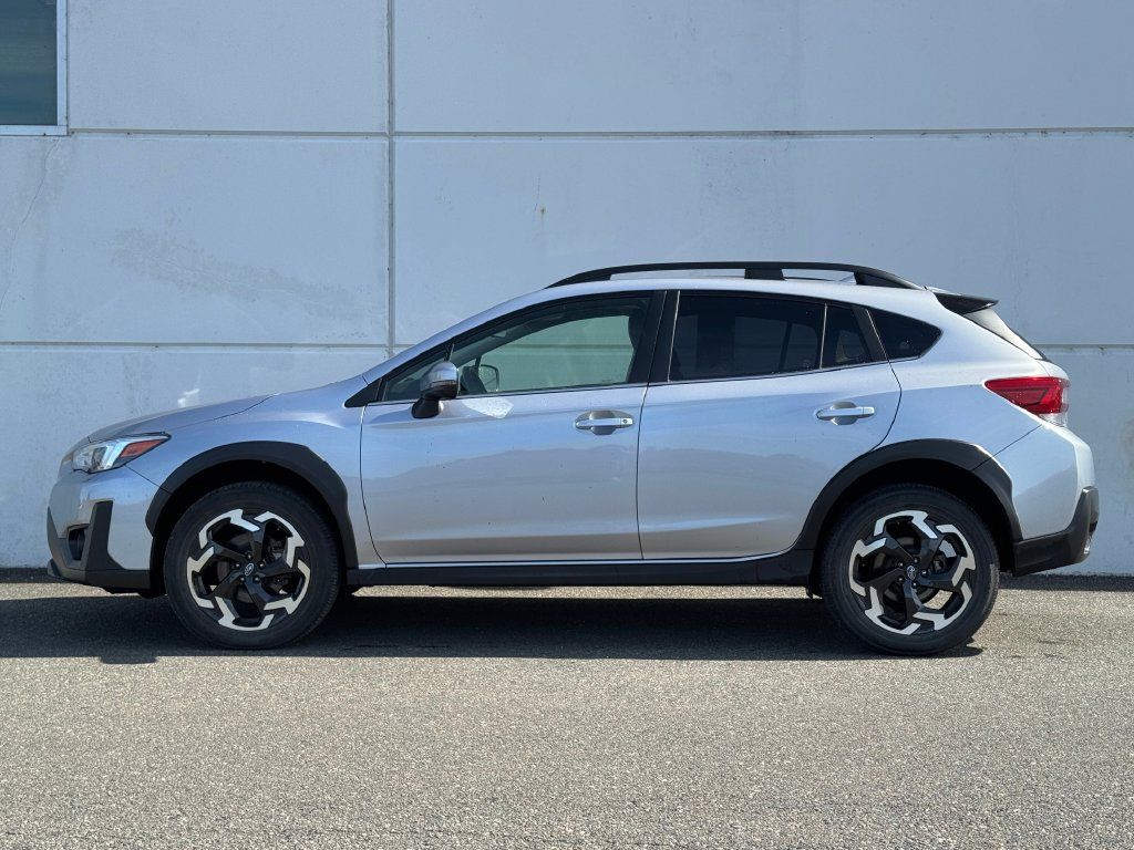 Used 2022 Subaru Crosstrek 2.5i Limited w/ Moonroof Package 2 AWD/4WD image 4