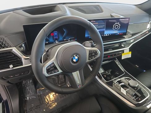 Used 2026 BMW X5 sDrive40i w/ M Sport Package RWD image 11