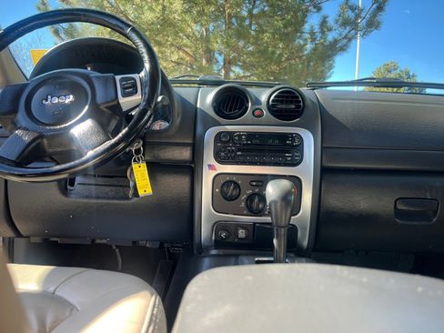 Used 2002 Jeep Liberty Limited image 20