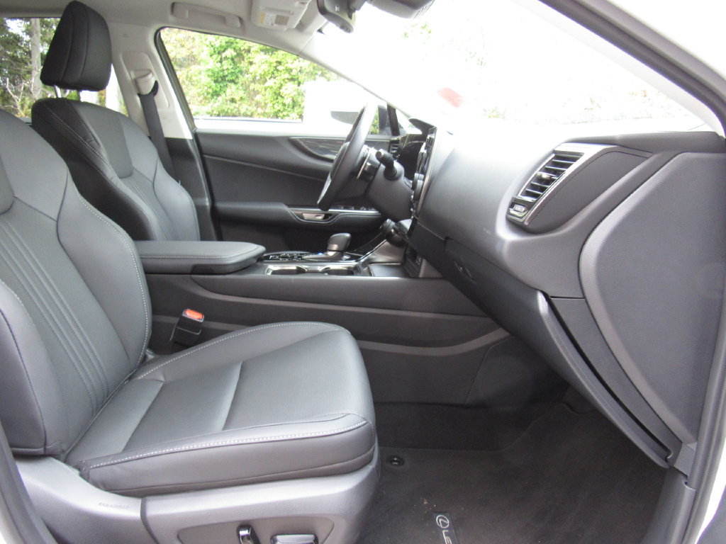 Used 2025 Lexus NX 350 AWD w/ Cold Area Package image 18