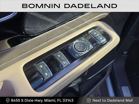 Used 2023 Lincoln Aviator Reserve image 15