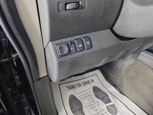 Used 2017 Nissan Frontier PRO-4X AWD/4WD image 13