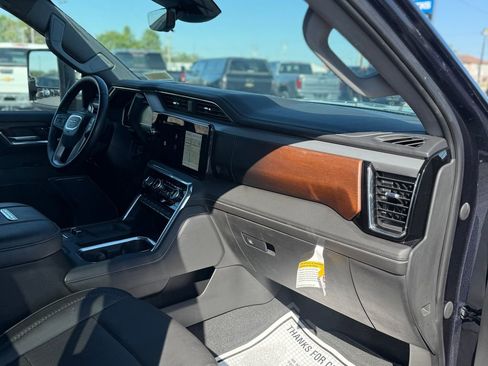 Used 2024 GMC Sierra 2500 Denali w/ Denali Reserve Package image 30