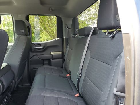 Used 2021 Chevrolet Silverado 1500 LT w/ Bed Protection Package AWD/4WD image 8
