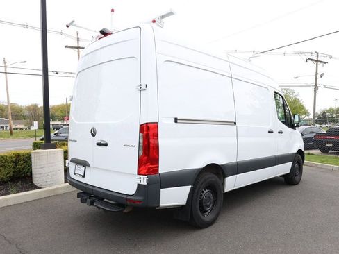 Used 2023 Mercedes-Benz Sprinter 2500 image 5