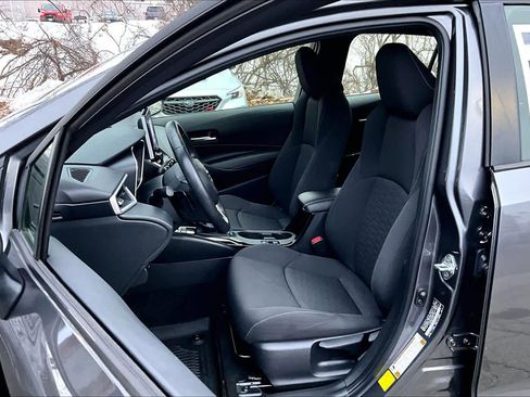 Certified 2024 Toyota Corolla SE image 9