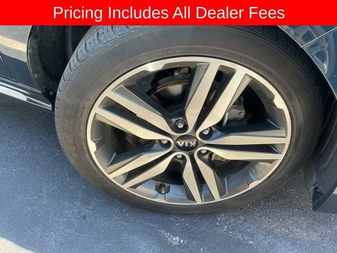 Used 2018 Kia Soul + FWD image 12