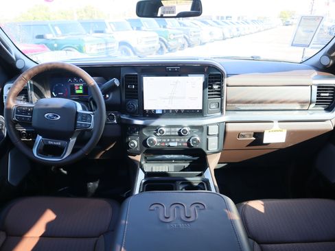 New 2026 Ford F250 King Ranch image 39