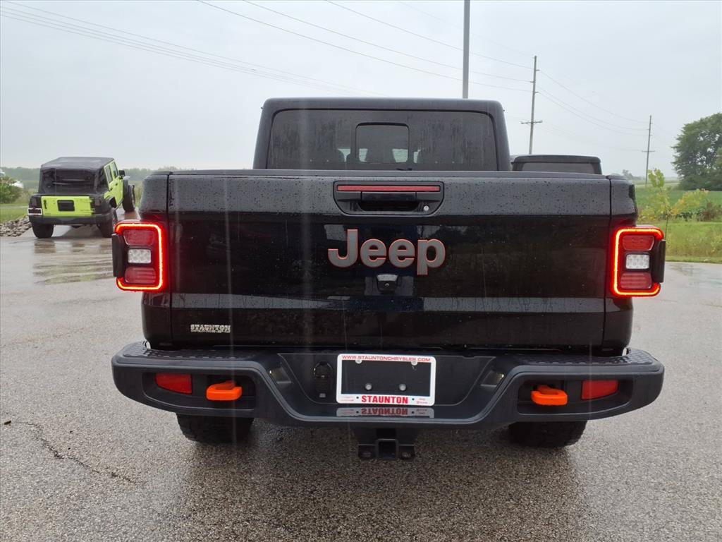 Used 2026 Jeep Gladiator Mojave AWD/4WD image 26
