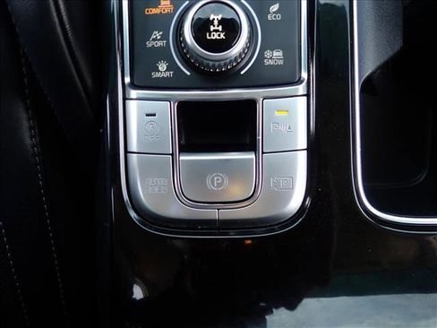 Used 2024 Kia Telluride SX Prestige AWD/4WD image 25
