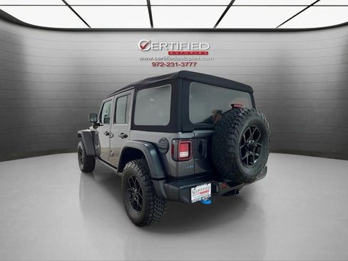 Used 2024 Jeep Wrangler Unlimited image 4