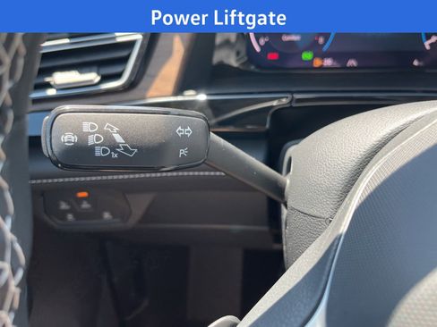 New 2026 Volkswagen Atlas SE FWD image 13