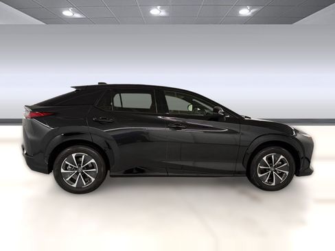 Used 2024 Lexus RZ 300e Premium FWD image 8