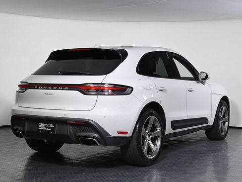 Used 2023 Porsche Macan AWD/4WD image 7