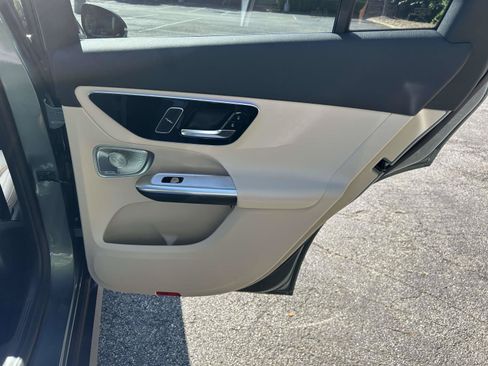 New 2027 Mercedes-Benz GLC 300 image 39