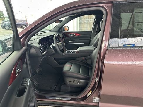 New 2026 Chevrolet Traverse RS image 17