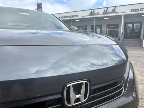 Used 2024 Honda Civic Sport image 7