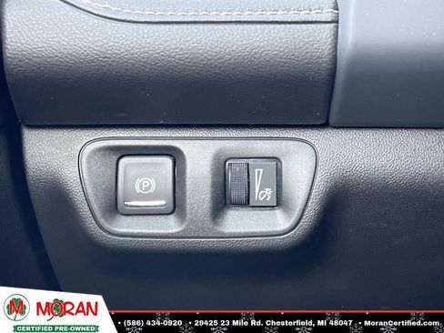 Used 2023 GMC Acadia SLE w/ Driver Convenience Package image 23