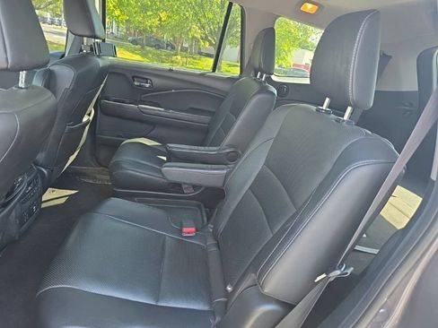 Used 2021 Honda Pilot Elite image 26