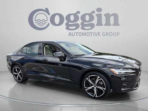 Used 2024 Volvo S60 B5 Plus FWD image 7