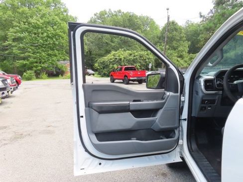 Used 2022 Ford F150 XLT w/ Trailer Tow Package AWD/4WD image 15