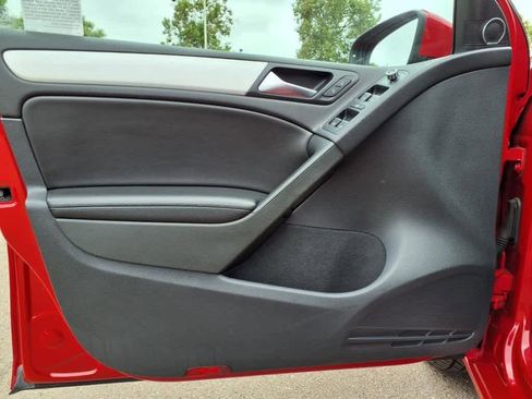 Used 2013 Volkswagen GTI Autobahn image 13