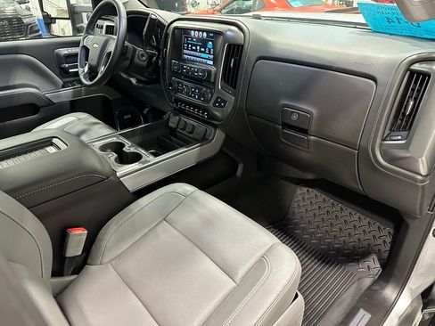 Used 2018 Chevrolet Silverado 3500 LTZ w/ Duramax Plus Package image 34