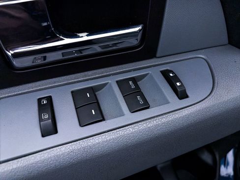 Used 2014 Ford F150 XLT w/ XLT Chrome Package image 11