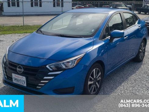 Used 2024 Nissan Versa SV FWD image 22