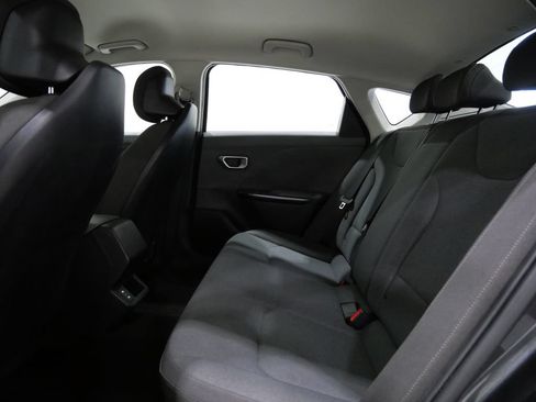 Used 2025 Kia K4 FWD image 22