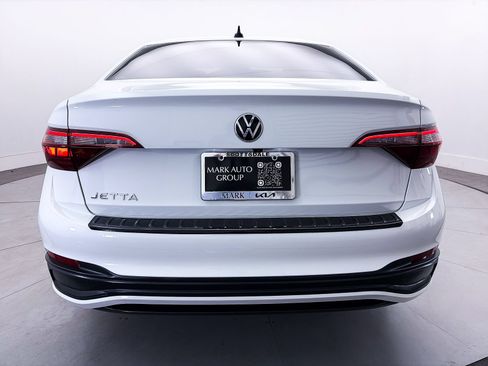 Used 2024 Volkswagen Jetta Sport FWD image 12