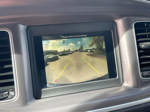 Used 2022 Dodge Charger SXT image 41