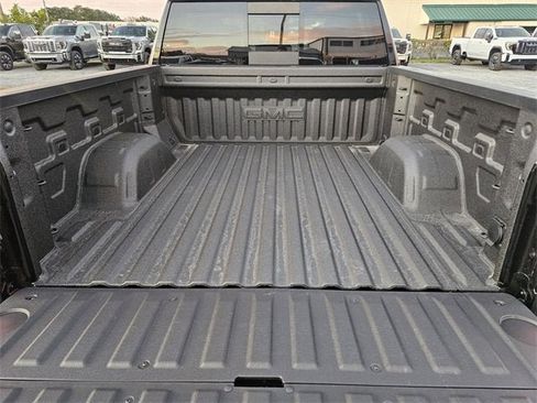 New 2026 GMC Sierra 1500 SLT w/ SLT Premium Plus Package image 13