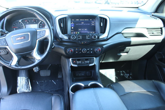 Used 2022 GMC Terrain SLT AWD/4WD image 16