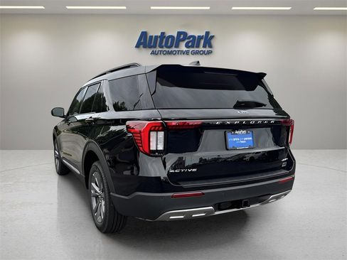 New 2025 Ford Explorer Active w/ Active Comfort Package image 5
