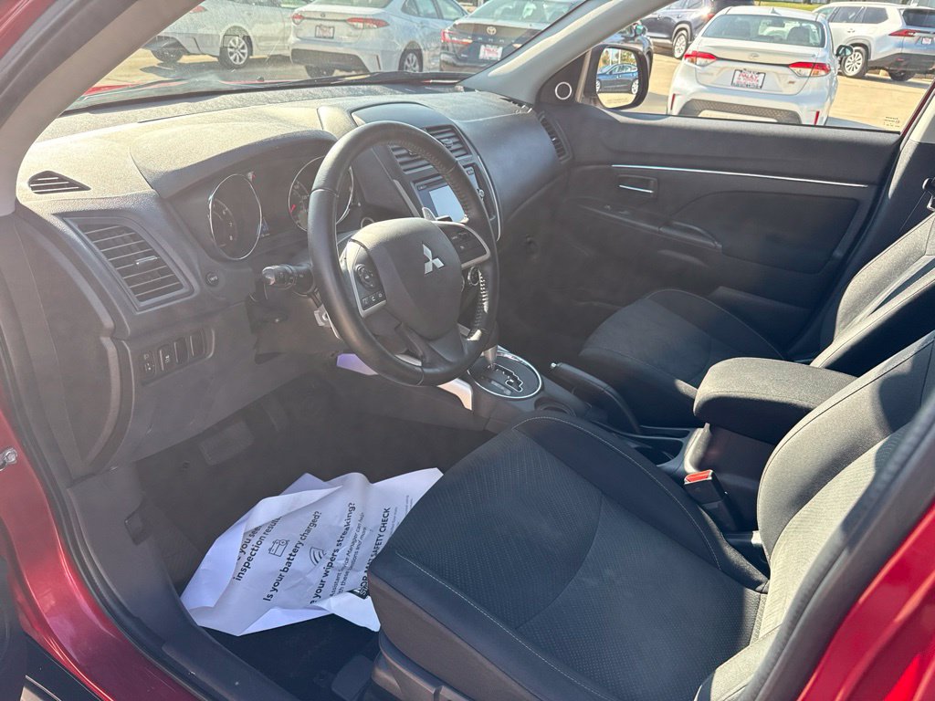 Used 2014 Mitsubishi Outlander Sport SE FWD image 8