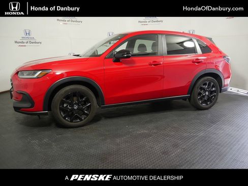 Used 2024 Honda HR-V Sport image 1