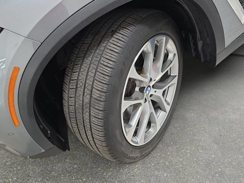 Used 2024 BMW X5 xDrive40i w/ Premium Package AWD/4WD image 30